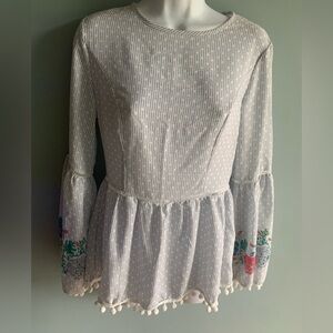 Jeuvre Top with Bell Sleeves- Sz S womens/fitted